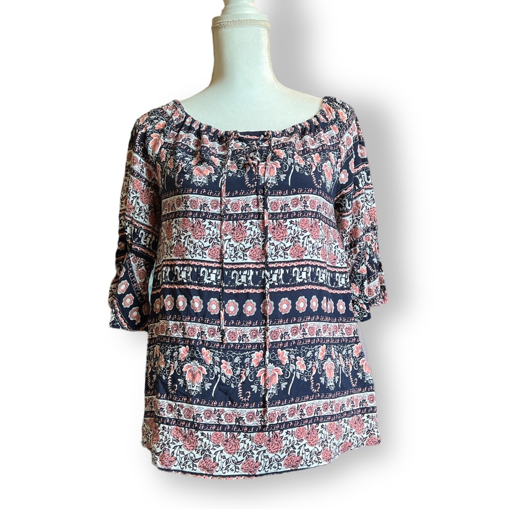 Bailey & Chloe navy pink and white floral print top.  EC. size medium